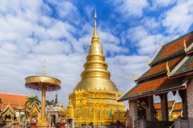 Genel Tapınağı wat phra büyük golden pagoda lamphun Tayland at o hariphunchai