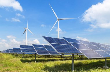    güneş pilleri ile elektrik hibrid santral sistemleri qurğu üreten rüzgar türbinleri