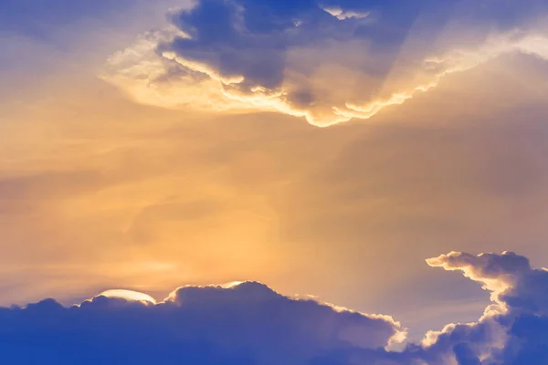 Piękne Streszczenie Opalizacji Chmura Irytacja Lub Chmura Tęczy Świeci Się — Zdjęcie stockowe