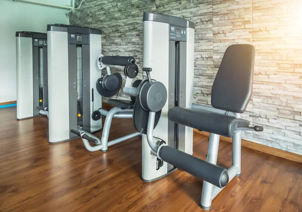 Imprensa Perna Sentada Equipamentos Exercício Saúde Para Musculação Moderna Sala — Fotografia de Stock