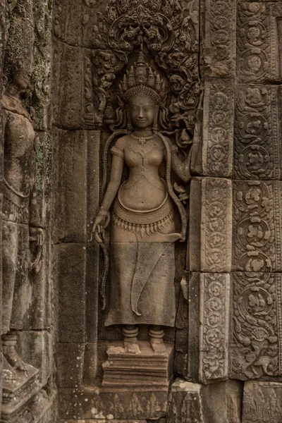 Estatua Mujer Pared Del Templo Ruinas —  Fotos de Stock