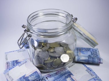 para cam kavanoz world tatil para birimi fotoğraf planlama seyahat