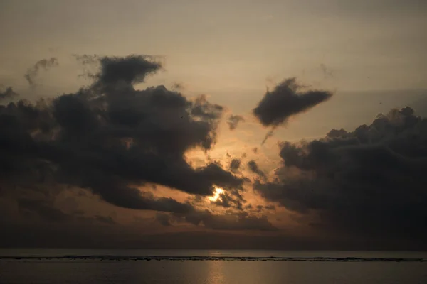 Scenic View Ocean Sunset Time Cloudy Sky Background — Stock Photo, Image