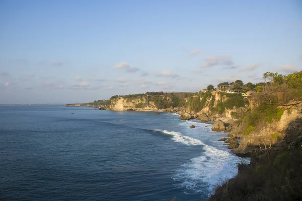 Festői Kilátással Strandra Óceánra Alatt — Stock Fotó