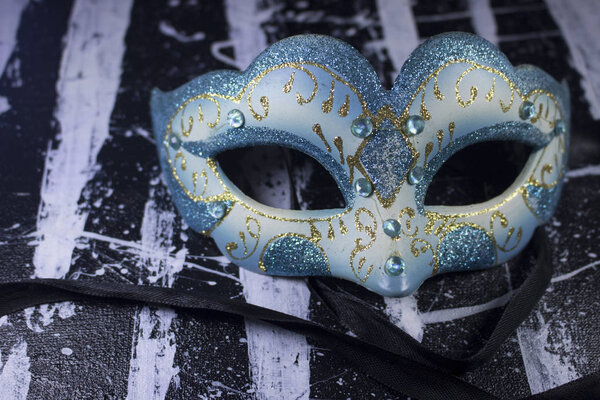 бело-голубой бриллиант маскарад маскарад партии на черно-белой акриловой краске холст
