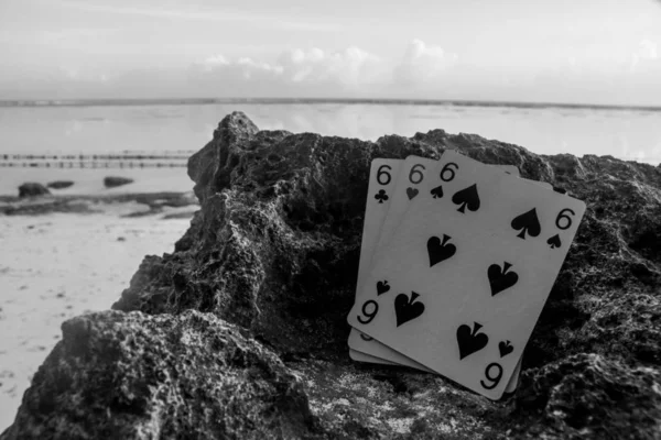 Poker Card Gamble Thema Drei Einer Art Triple Six — Stockfoto