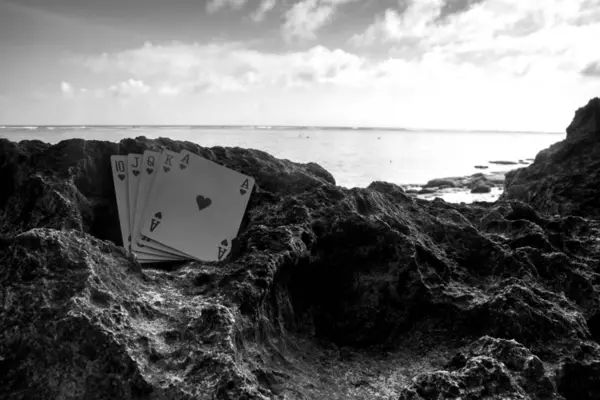 Kalp Royal Flush Poker Kart Siyah Beyaz Tema — Stok fotoğraf