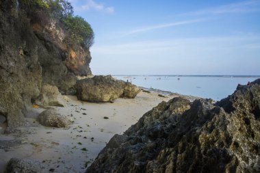 yaz tatili plaj mavi gökyüzü