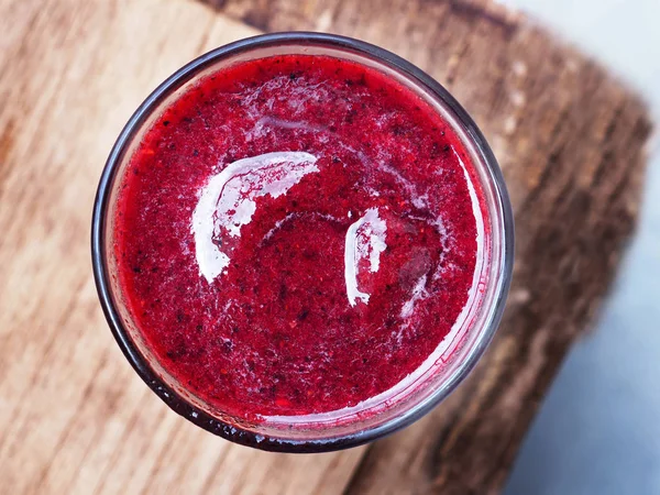 Lezzetli karışık meyve suyu, sağlıklı ve antioksidan..