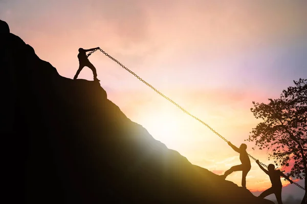 başarı silueti, iş takım çalışması ve motivasyon kavramı,