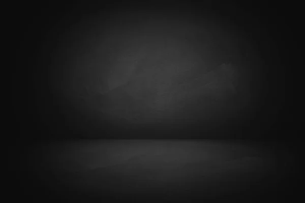 Placa de giz escuro com fundo de estúdio — Fotografia de Stock