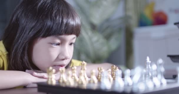 Thai Kid Asian Girl Playing Chess Table — Stock Video