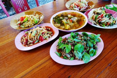 Tay insanlar kuzeydoğu gıda.                               