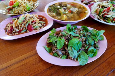 Tay insanlar kuzeydoğu gıda.                               