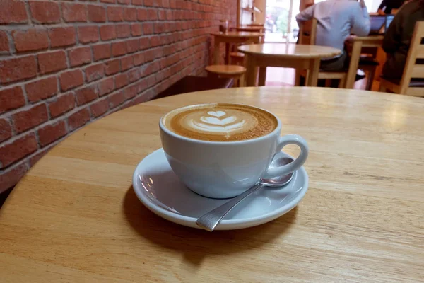 Filiżankę Kawy Latte — Zdjęcie stockowe