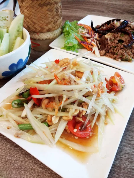 Som Tam Tajskie Jedzenie — Zdjęcie stockowe