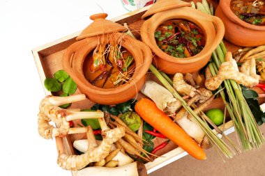 Tom Yum Goong Tayland baharatlar ile