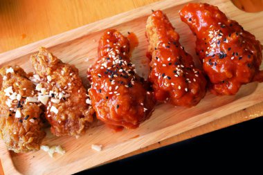 Kızarmış tavuk stili Korece