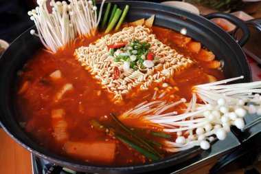 Kore güveç baharatlı