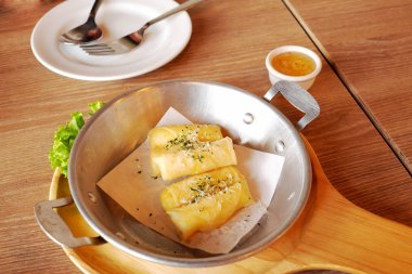 Spring rolls peynirli sarılmış