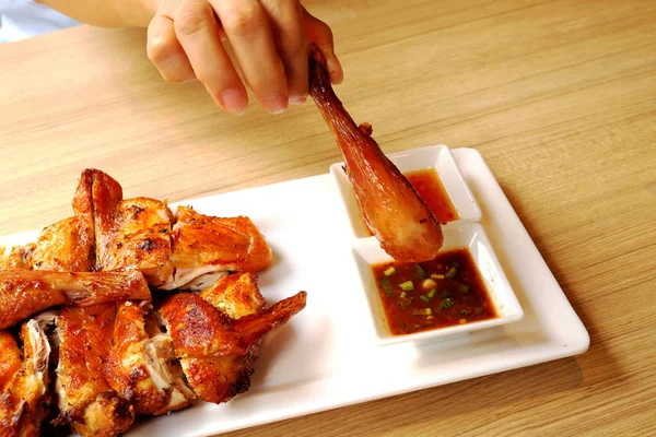 Ayam Panggang Thai Atas Meja — Stok Foto