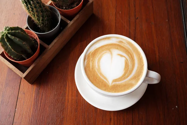 Café Chaud Latte Sur Une Table Bois — Photo