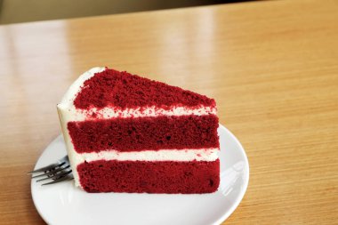 Red Velvet Cake bir tablo