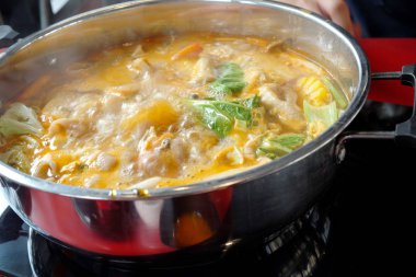 Lezzetli Asya güveç