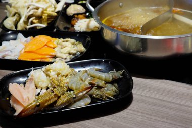 Çin güveç, görünümü kadar yakın