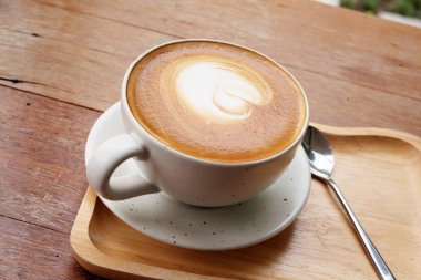 Latte Kahve sanat ahşap masa