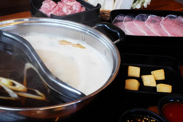 Pyszne Asian Hot Pot — Zdjęcie stockowe