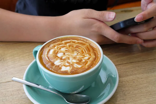 Café Con Leche Sobre Fondo Madera — Foto de Stock