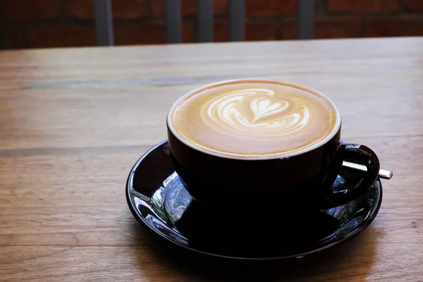 Café Caliente Sobre Fondo Madera — Foto de Stock