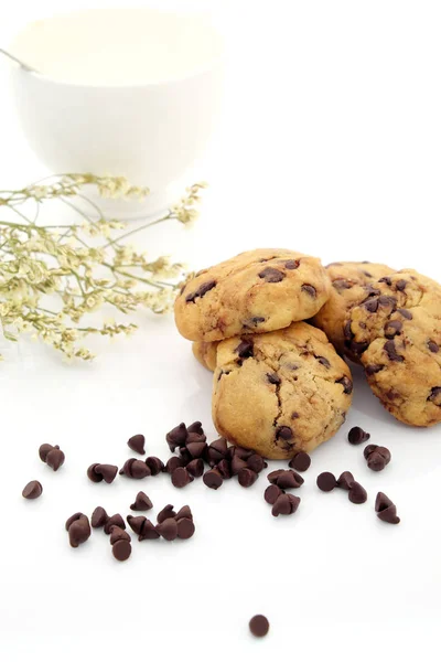 Sweet Chocolate Chip Cookies — Stock Photo, Image