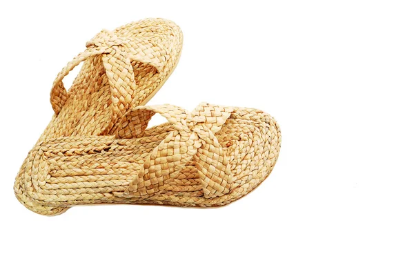 水葫芦制成的凉鞋 — 图库照片