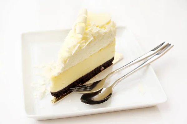 Кусок Сладкого Белого Шоколадного Торта — стоковое фото
