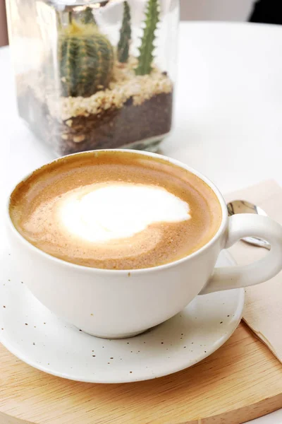 Heißer Kaffee Weißer Tasse — Stockfoto