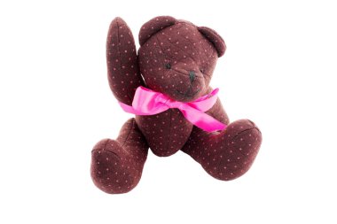 beyaz zemin üzerinde şirin ayıcık