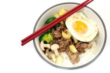 Pirinç ile domuz eti Teriyaki, Japon yemekleri