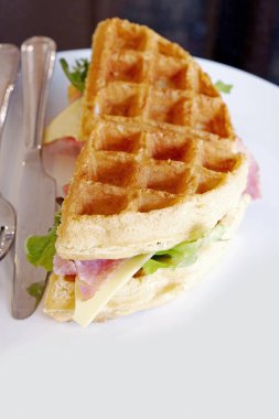 Jambon ve peynirli gözleme, yakın görünümü