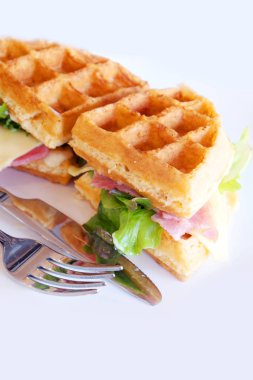 Jambon ve peynirli gözleme, yakın görünümü