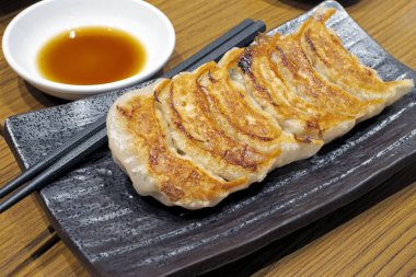 Lezzetli kızarmış köfte, yakın çekim