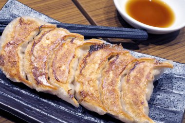 Lezzetli kızarmış köfte, yakın çekim