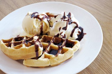 Lezzetli waffle ve dondurma