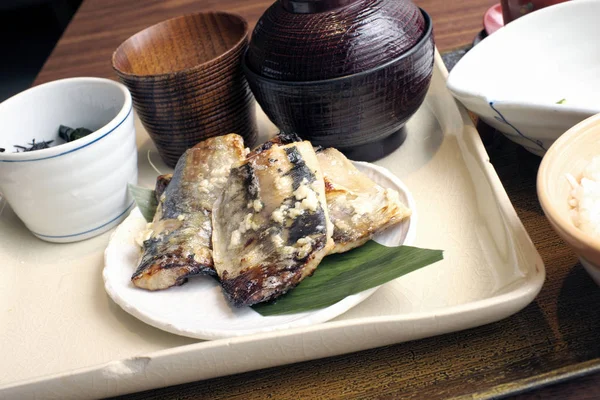 おいしい焼き魚 さば塩焼 — ストック写真