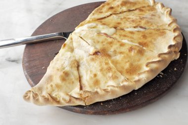 Rustica pizza jambon peynir