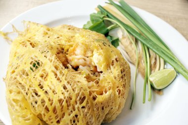 Pad Tay dili Arka kapatmak