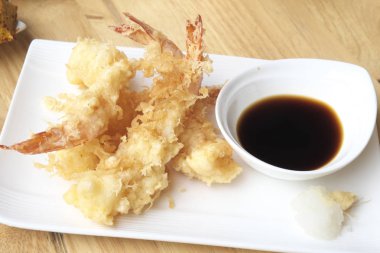 soslu karides tempura