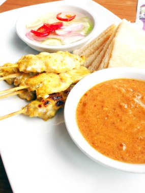 Domuz eti satay Tayland ve çok popüler.