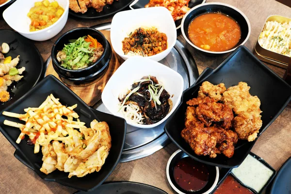 Корейская Еда Столе — стоковое фото